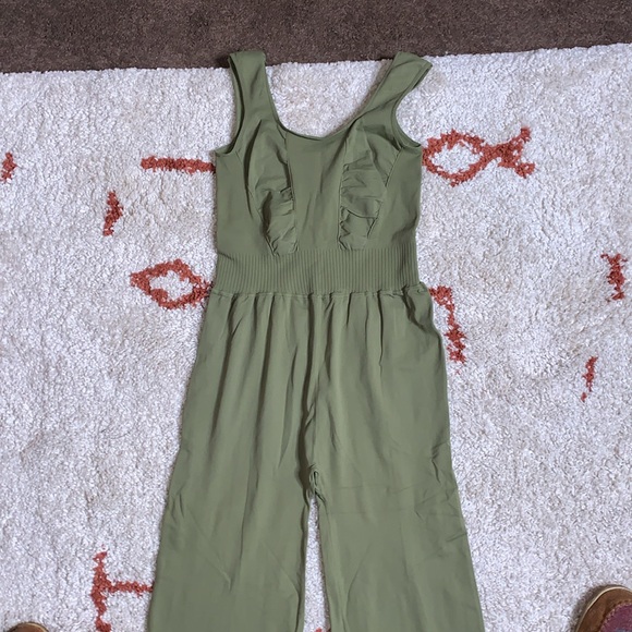 NWOT- Free People MVMT The Class- Good Karma Flare Onesie- Army Green- XL Tall - Picture 4 of 14